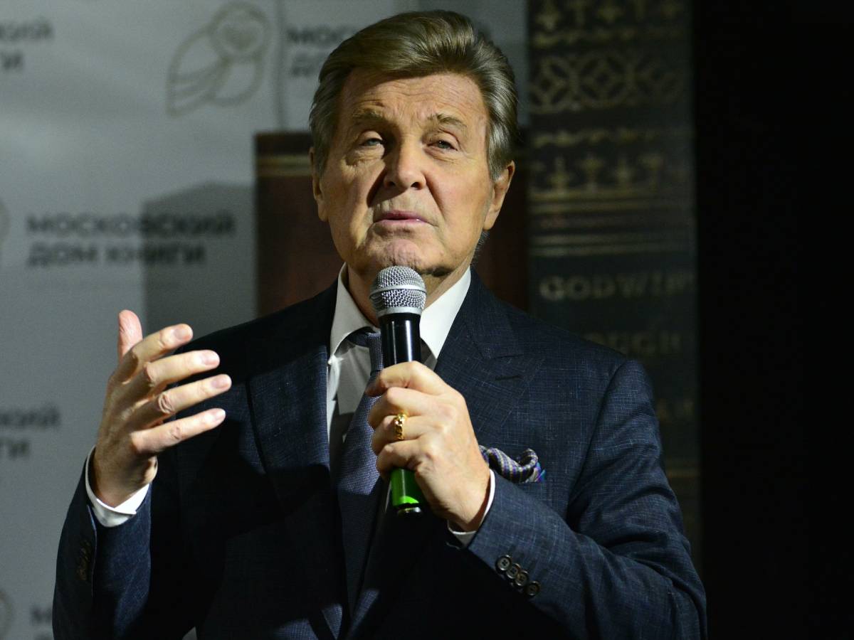 На жизнь не хватает: возмущенный Лещенко пожаловался на скромную пенсию