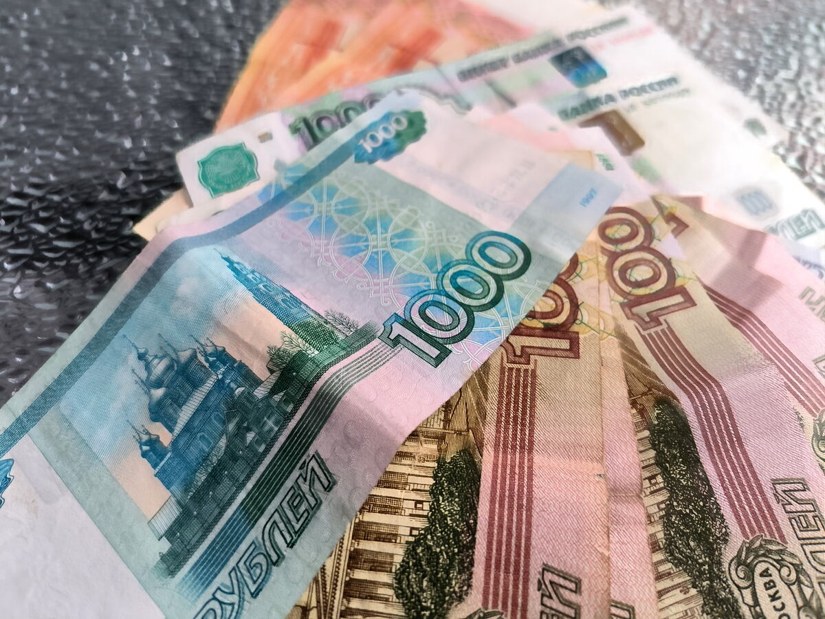До 300 тысяч рублей: новые налоги и штрафы за услуги для физических лиц